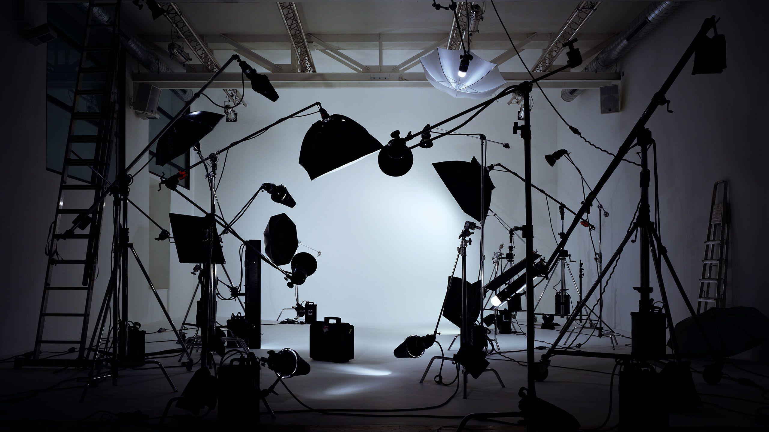 Aprender acerca 141+ imagem post production background