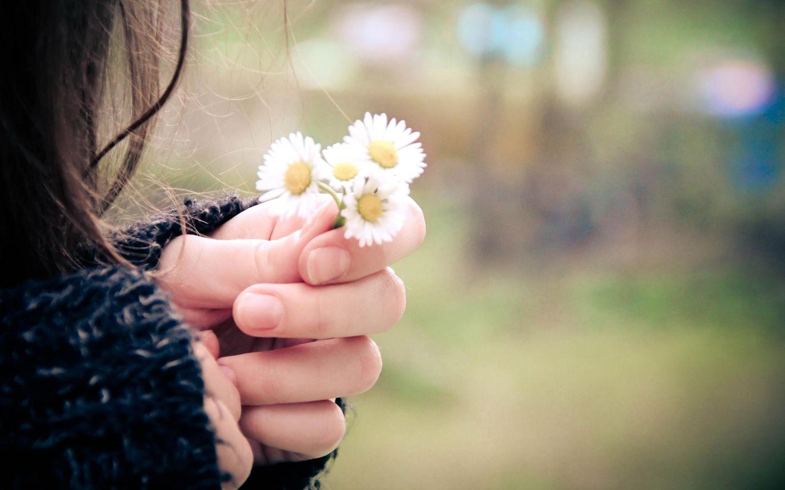 Select from 309845 premium beautiful woman nature of the . Woman Beautiful Nature Wallpapers Top Free Woman Beautiful Nature Backgrounds Wallpaperaccess