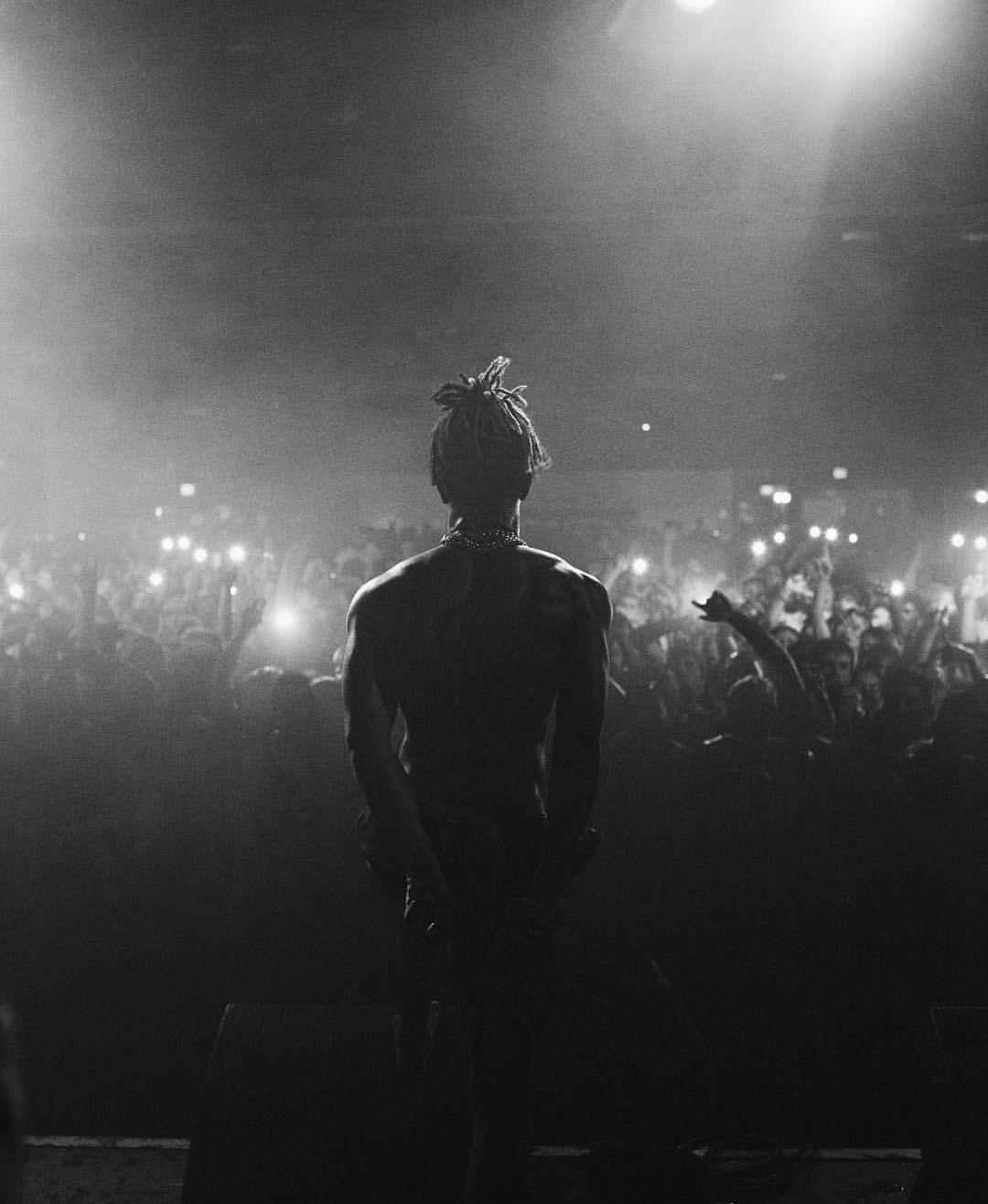 The wallpaper trend is going strong. Concert XXXTentacion Wallpapers - Top Free Concert XXXTentacion Backgrounds - WallpaperAccess