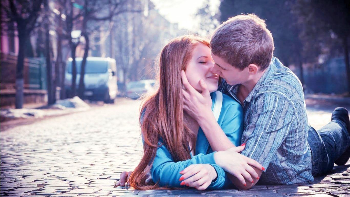 Unduh Gratis Gambar Beautiful And Romantic Love Wallpaper Download HD Gratis Gratis 8wallpapers Terupdate oleh www.lampunghits.com