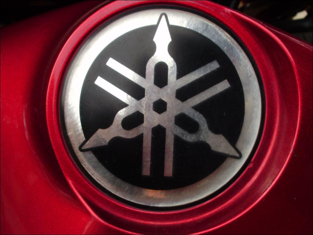 Yamaha Logo Wallpapers Wallpaper Cave