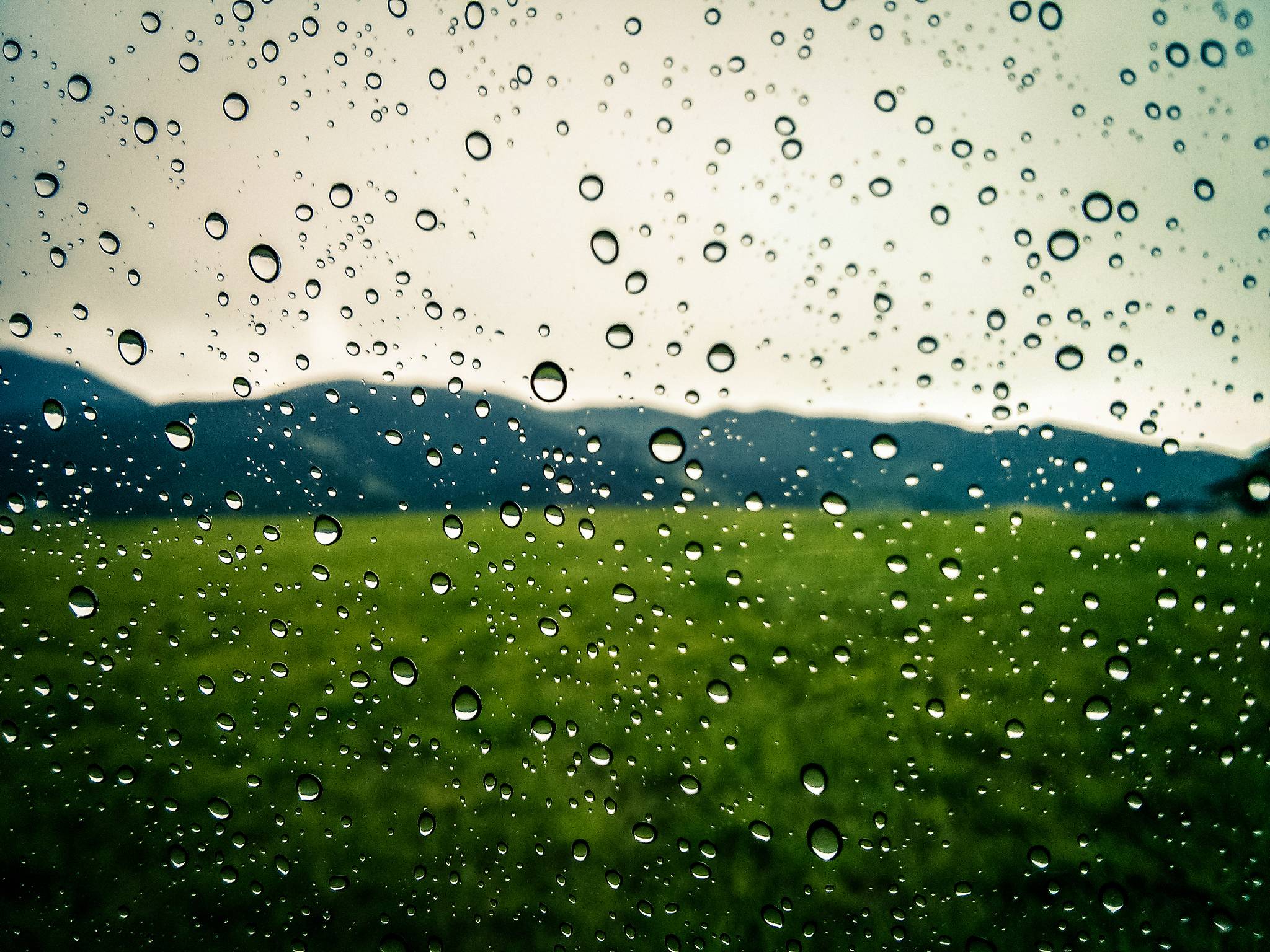 raindrops on window wallpapers wallpaper cave on raindrops on window wallpaper