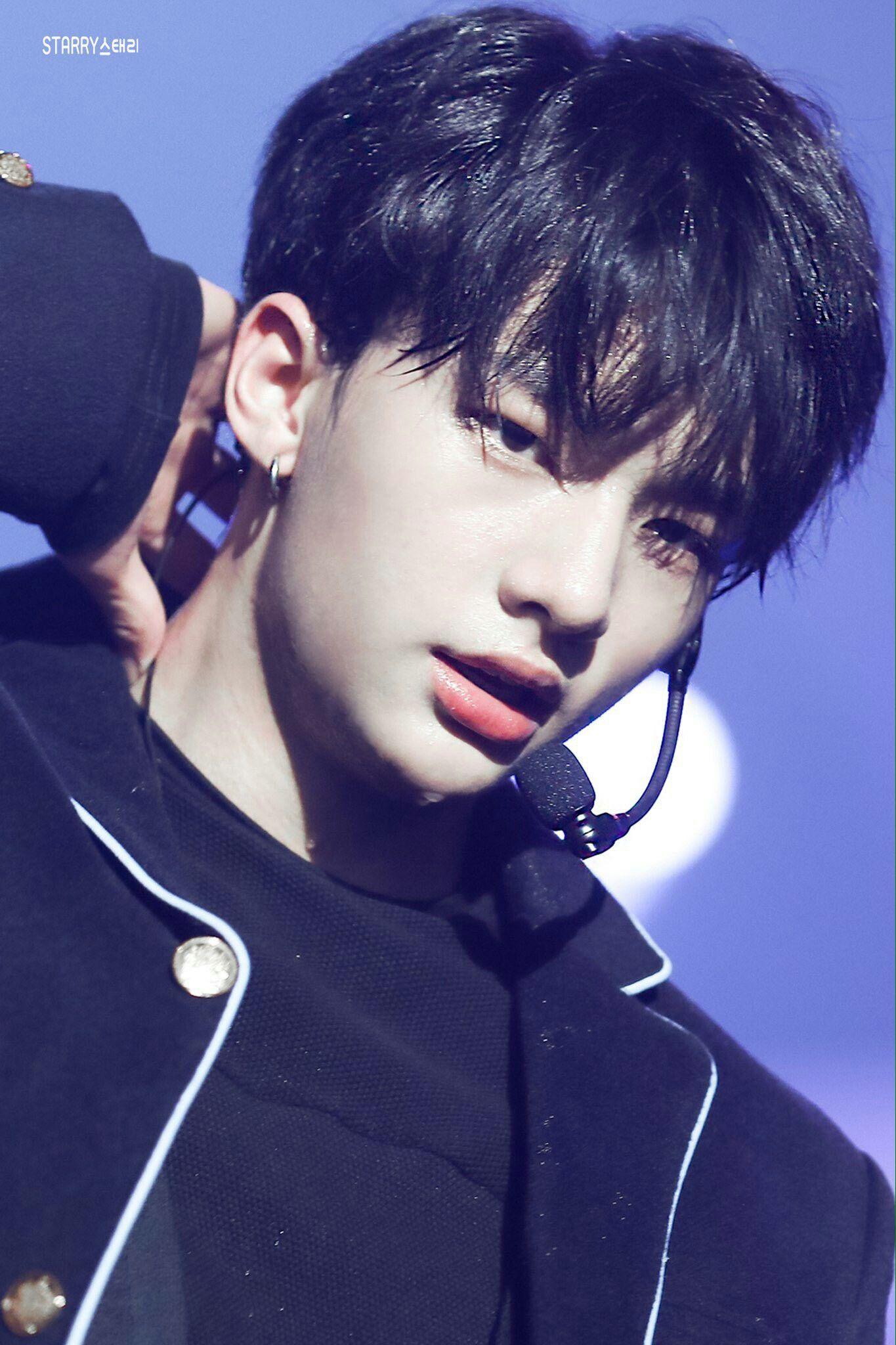 hyunjin stray kids wallpapers wallpaper cave on hyunjin stray kids wallpapers
