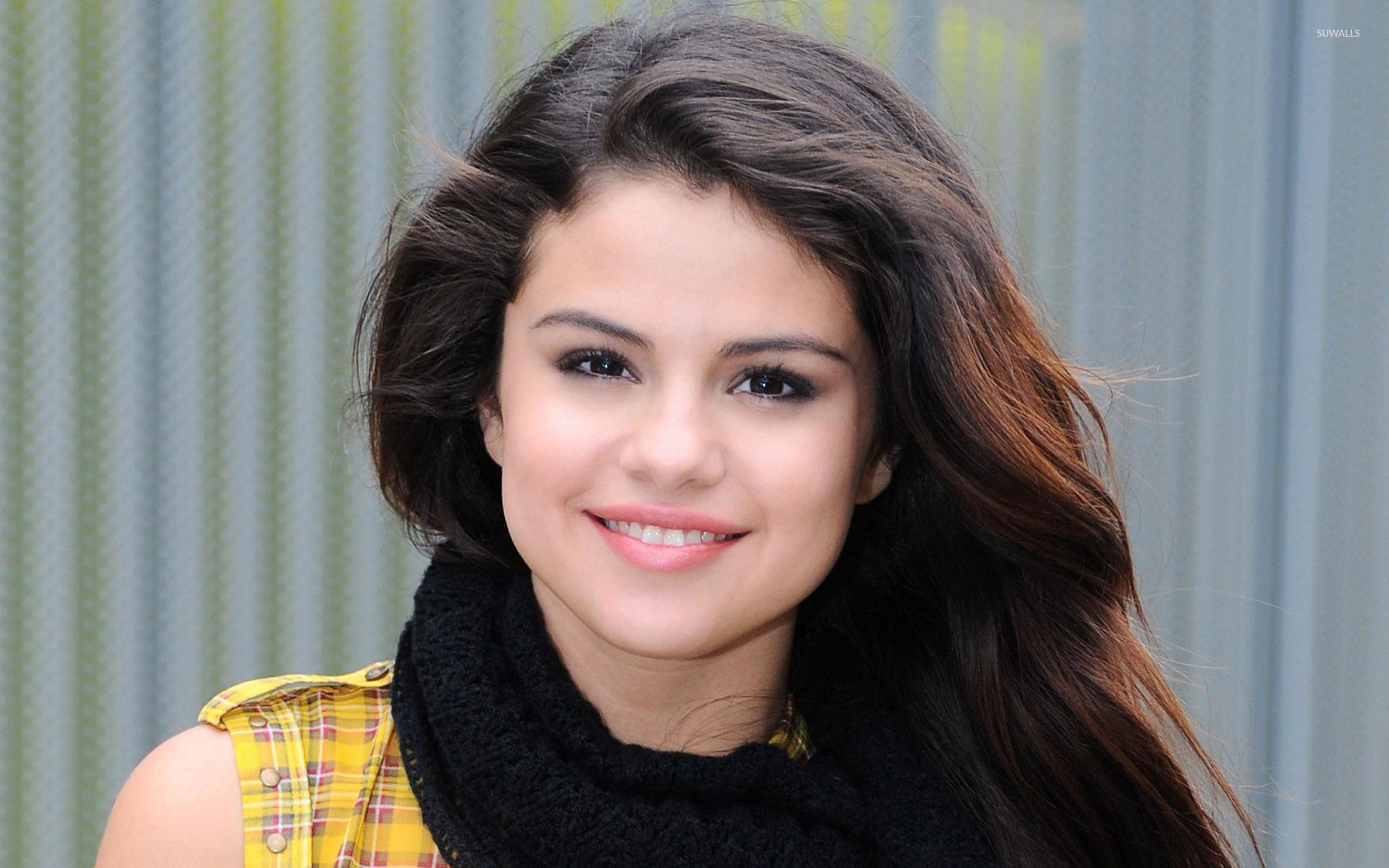 selena gomez smiling wallpapers wallpaper cave on selena gomez smiling wallpapers