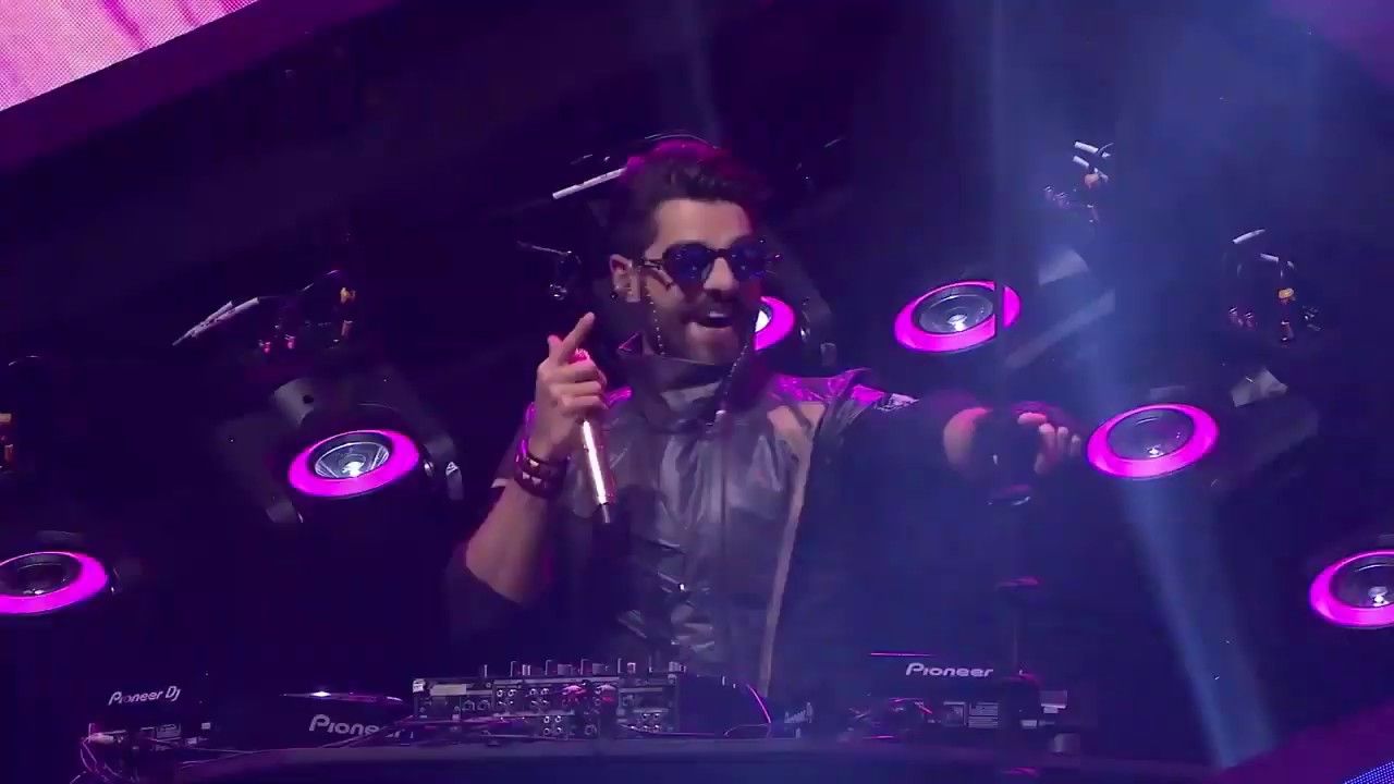 Download lagu lagu dj free fire terbaru 2020 mp3 dan mp4 di travelagu 8.71 mb. Free Fire Alok Desktop Wallpapers - Wallpaper Cave