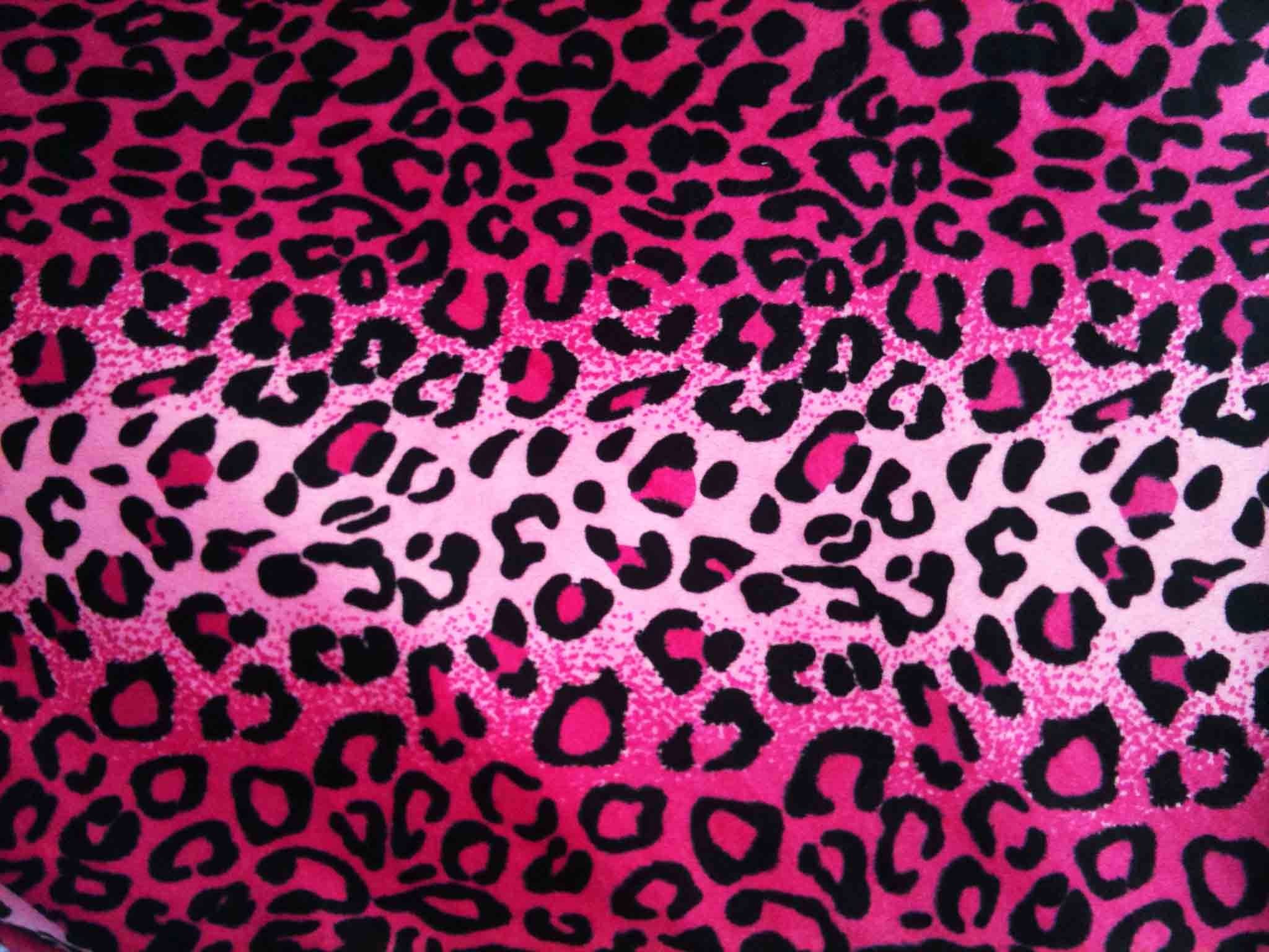 From bright colors to classic neutrals, these prints are available in a wide range of … Pink Leopard Print Desktop Wallpapers Wallpaper Cave