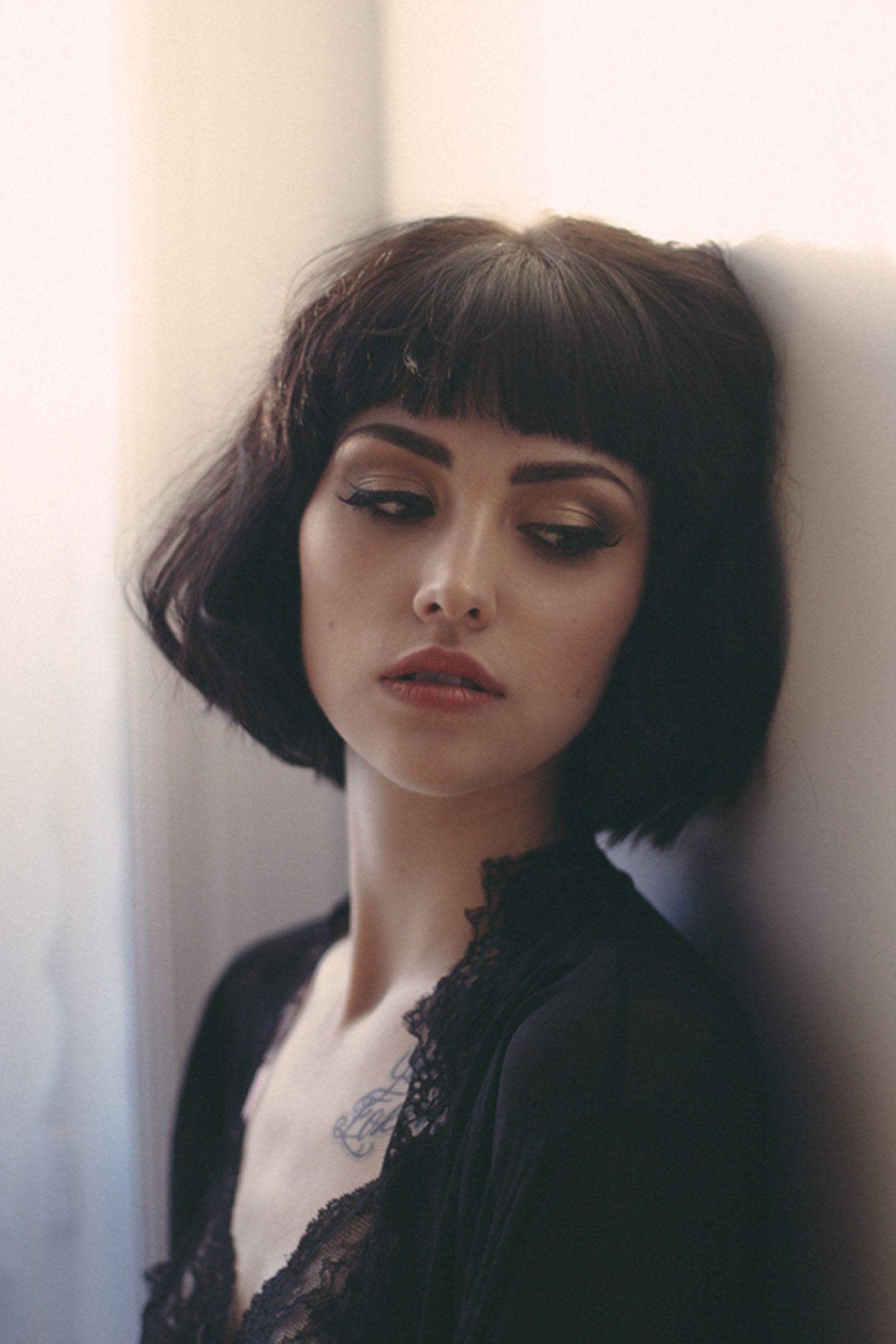Best of all, stylists have been creating this type of pixie hairstyles … Short Hair Girl Wallpapers Wallpaper Cave