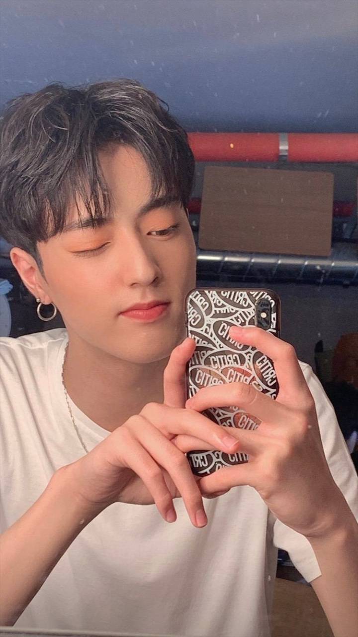 He debuted with treasure on august 7, 2020, with the track boy from their debut single album 'the first step : Haruto Watanabe Wallpapers - Wallpaper Cave