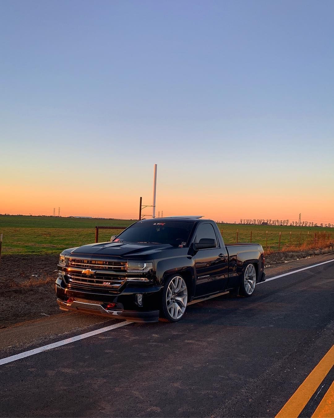 Lowered Trucks Wallpapers - Wallpaper Cave