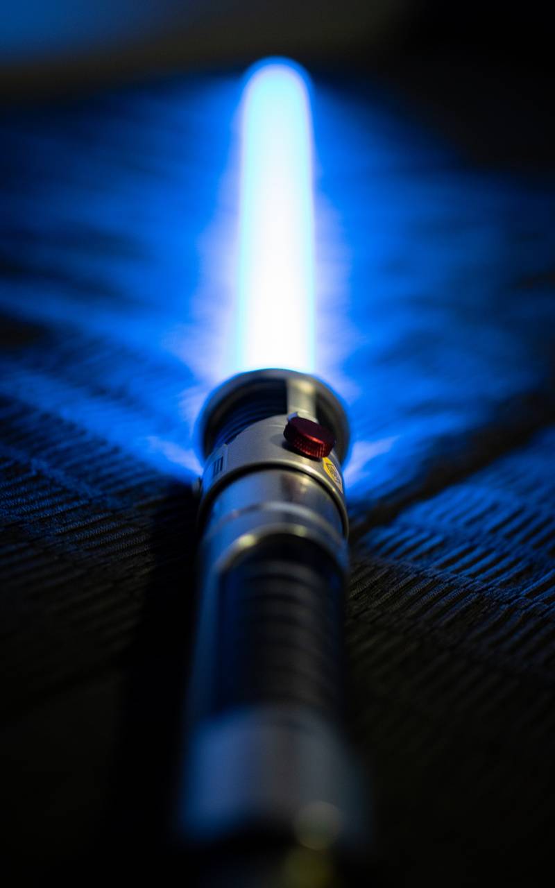 The legends version of that lightsaber. Obi Wan Kenobi Lightsaber Wallpapers Wallpaper Cave