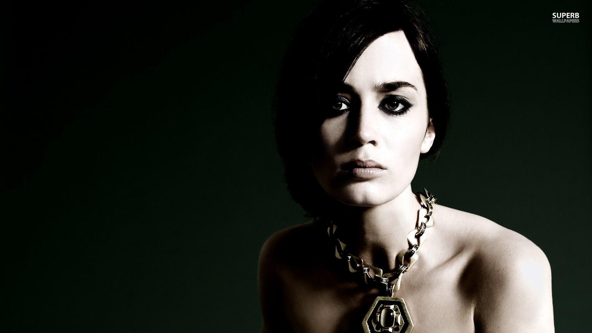 emily blunt wallpapers wallpaper cave on blunts wallpapers