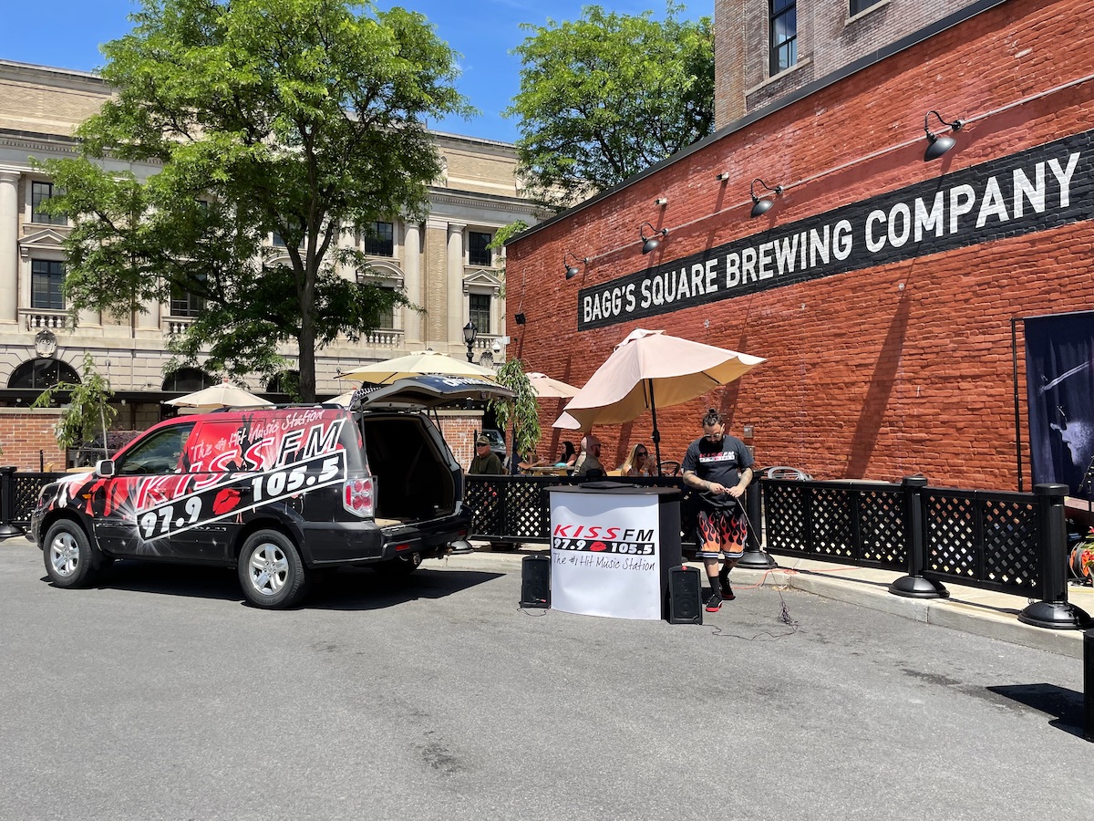 Kiss FM at Baggs Square