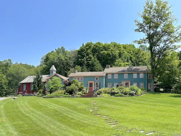 Blueberry Brook Farm Resort in Deansboro, NY