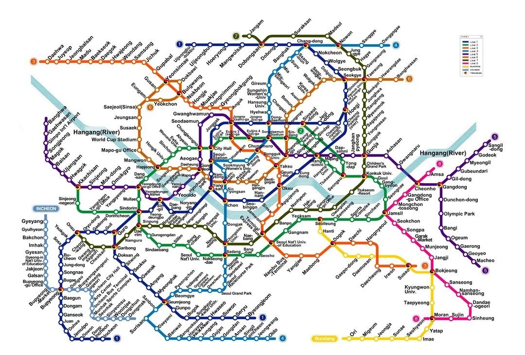 This image shows a map of the subway system in Seoul, South Korea.