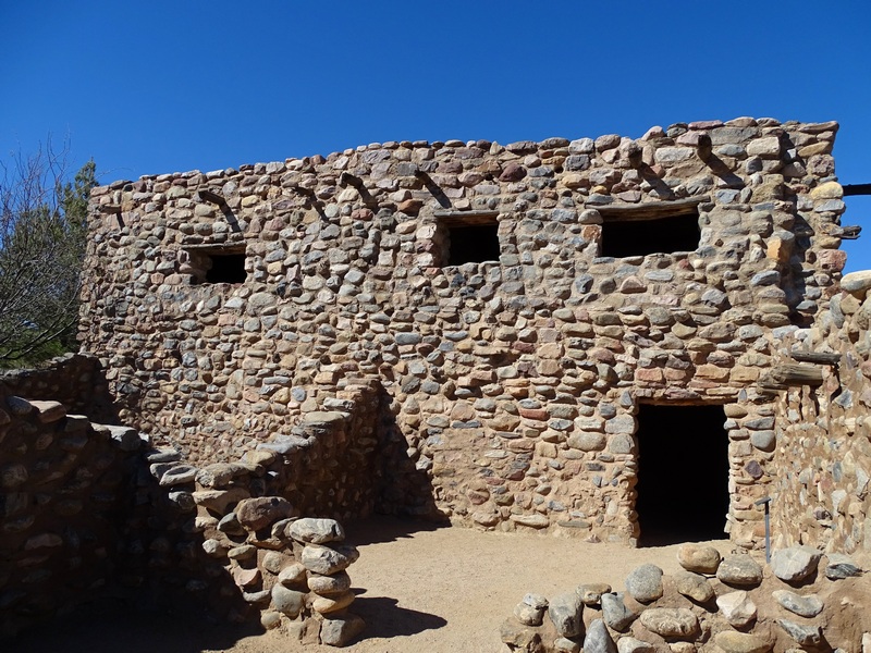 A Day in Ruins – Wandering Jana