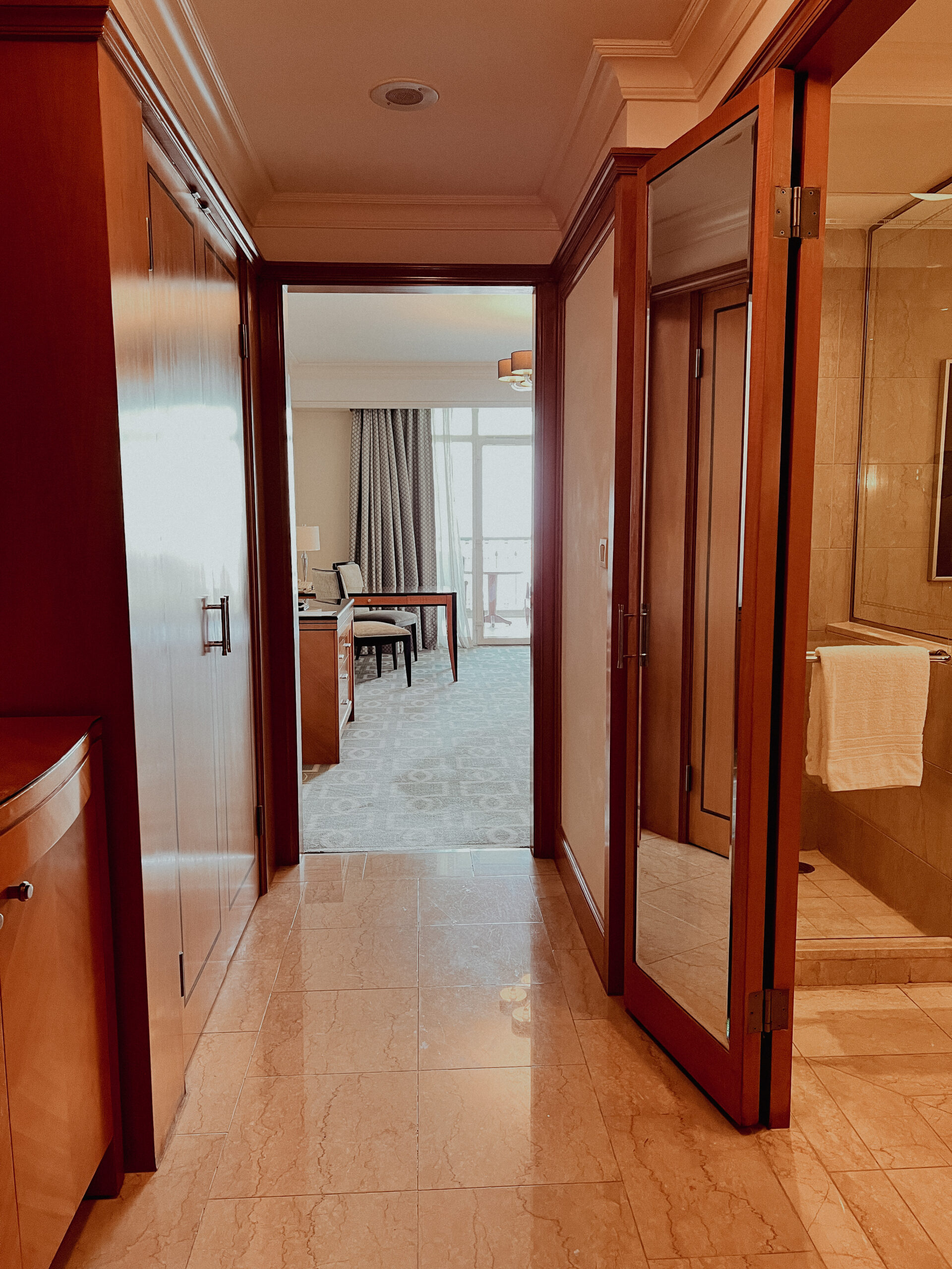 Hotel Review: Four Seasons Hotel Cairo at the Nile Plaza