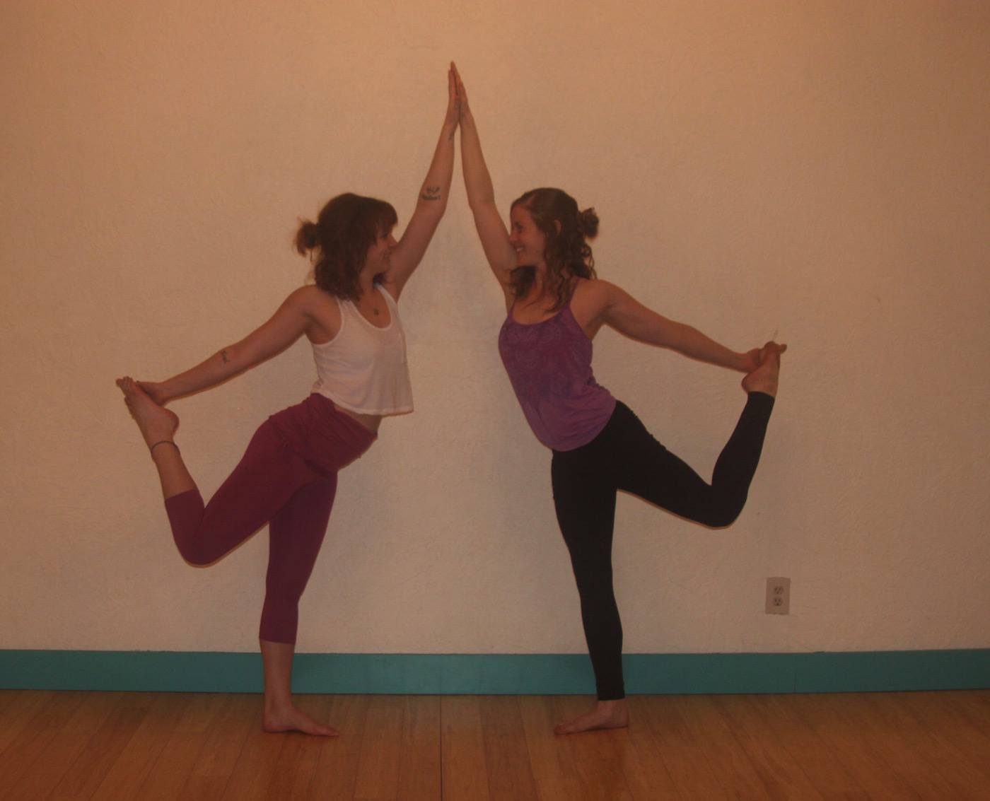 12+ partner yoga poses pictures