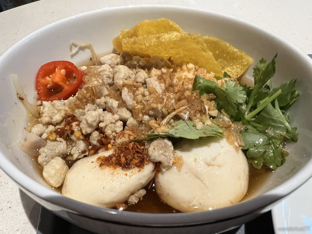 バンコク旅.7 】ロイヤルシルクラウンジでランチとタイ伝統スイーツ