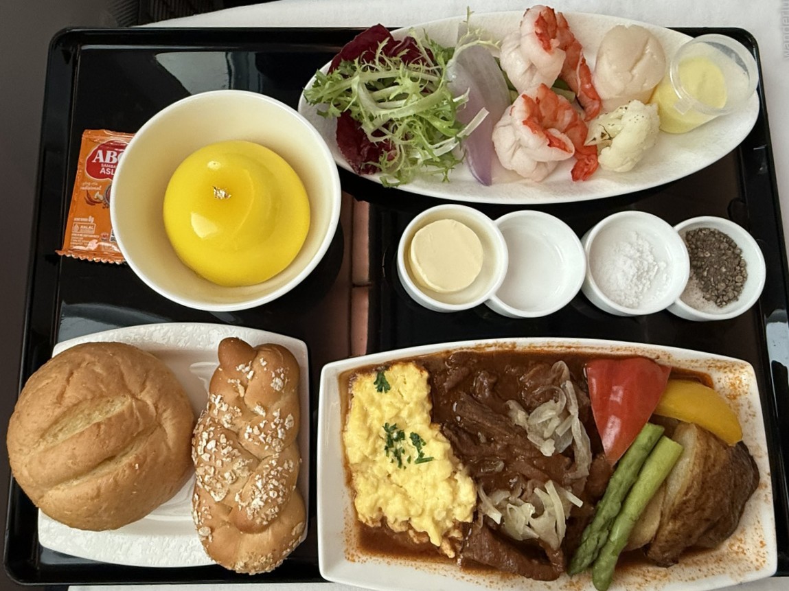 機内食】ANAビジネスクラス NH872 ジャカルタ（CGK）→ 羽田（HND