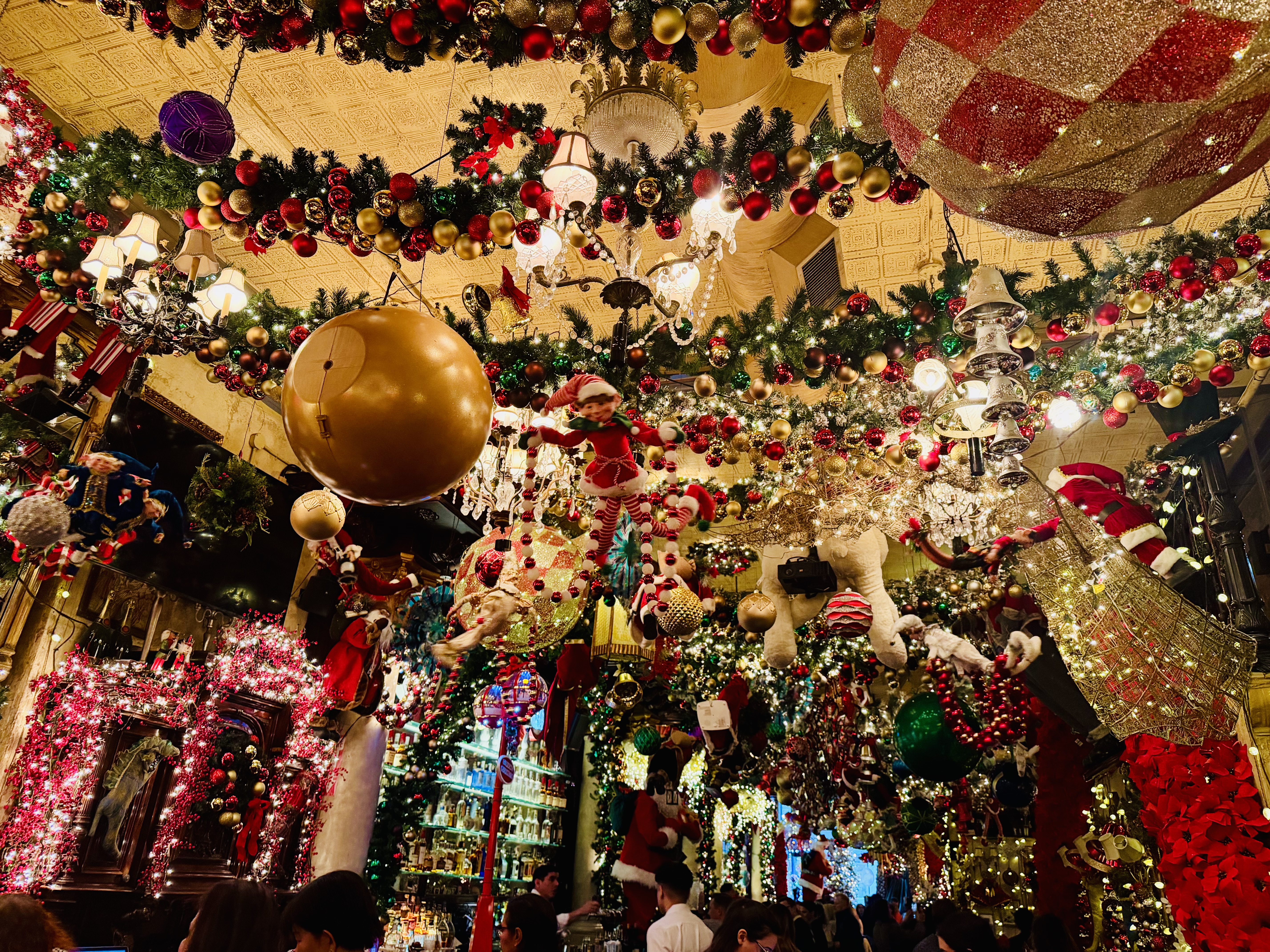 Lillie's Victorian Establishment: One of the Best Christmas Bars