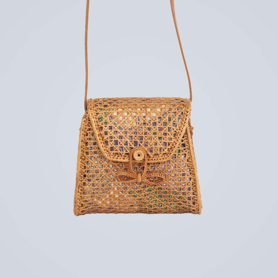 Tas Rotan Kecil inner kain batik asli Lombok | Warmastore Indonesia Souvenir