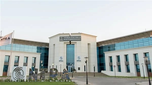 تنظيم الاتصالات يبدأ تحديث بيانات خطوط المحمول في مصر.. ماذا يحدث إذا وجدت شريحة مسجلة باسمك دون علمك؟