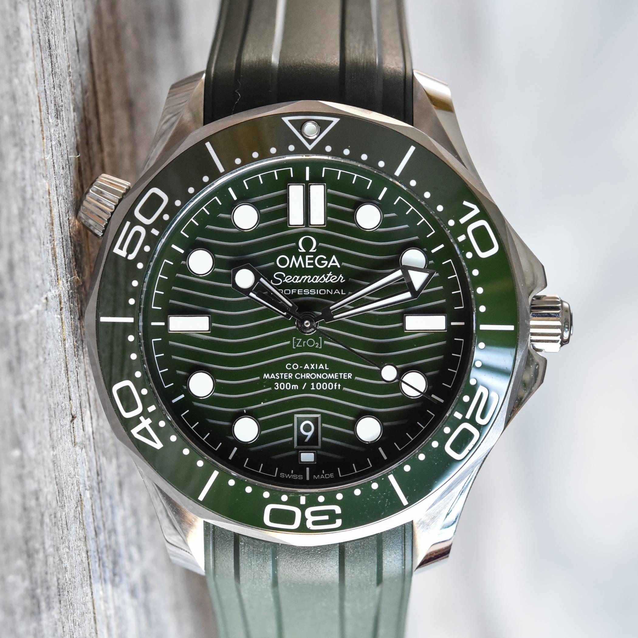 Omega seamaster diver 300 m co-axial master chronometer 42 mm ref. 210.32.42.20.10.001