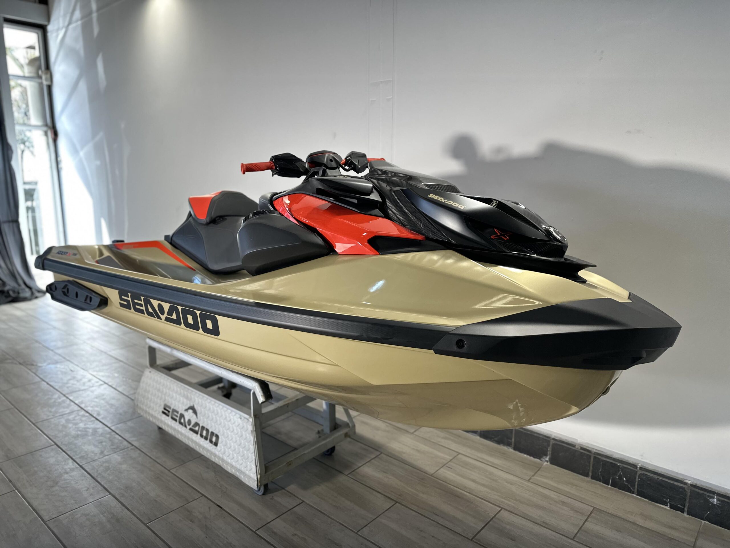 Seadoo-RXP-XRS12-scaled.jpg?