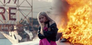 On The Ground - ROSÉ m/v