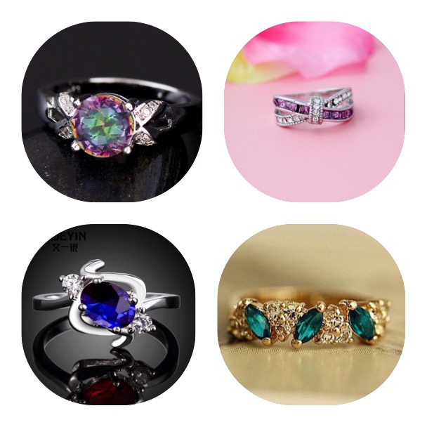 Jewels inside Ba-Bling Balls