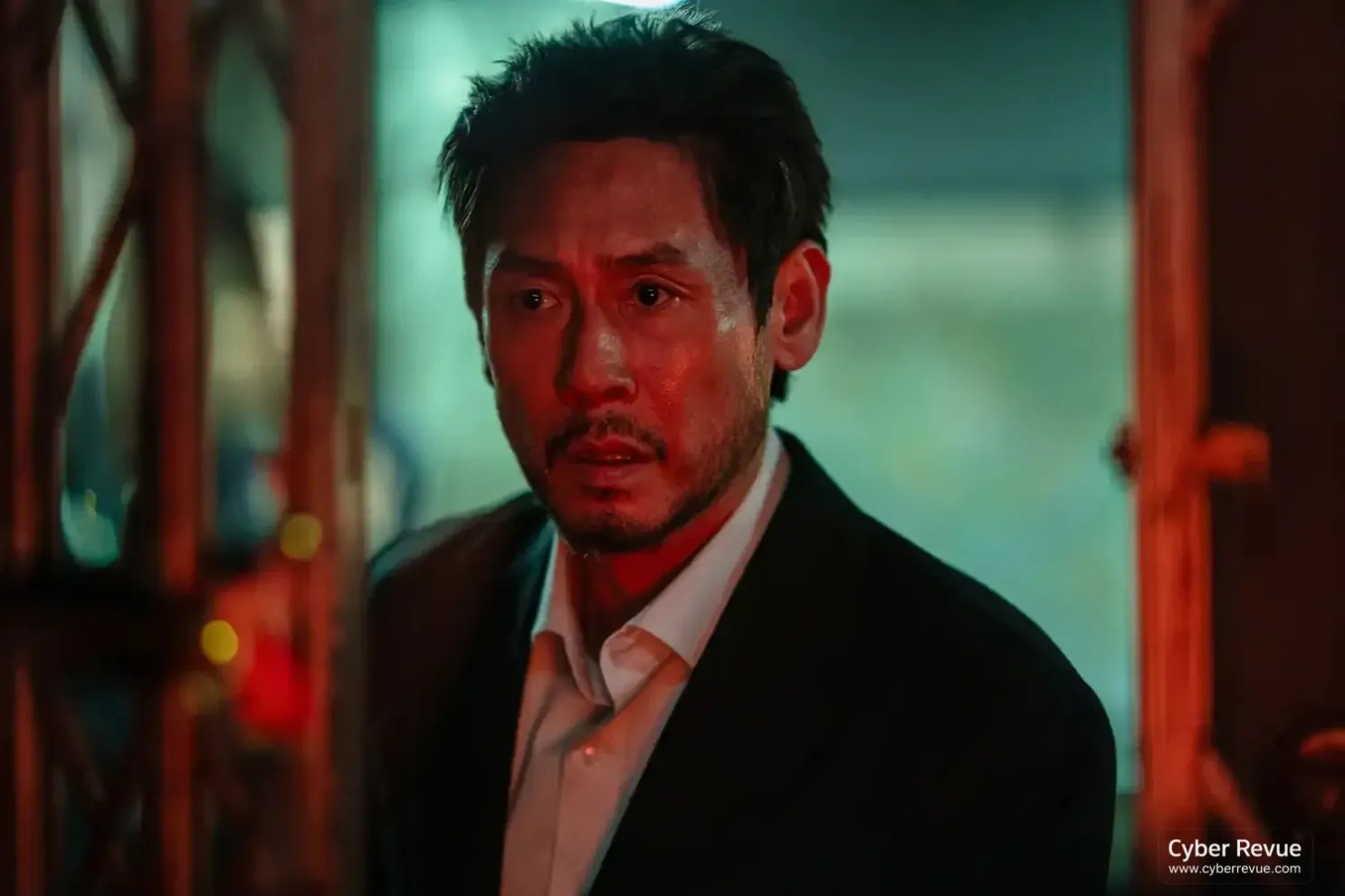 Netflix《田鼠》柳俊烈聯手高利貸薛景求,展開一場奪回臉孔的瘋狂共助
