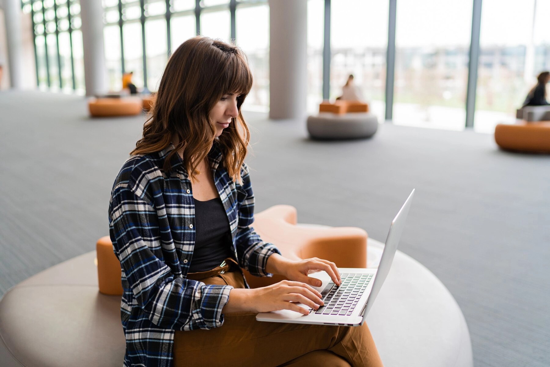 Blog Niches with Six figure Income Potential