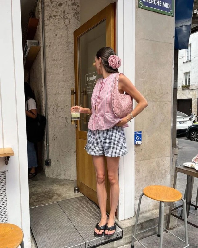 Coffe Date Outfit Ideas 17