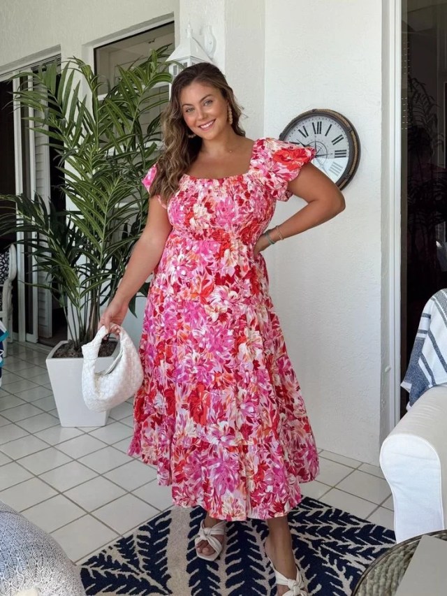 What to wear to Destination Wedding As a Guest 16