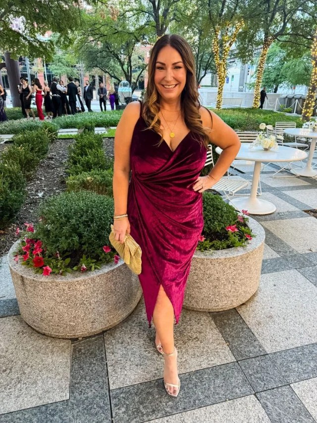 What to wear to Destination Wedding As a Guest 20