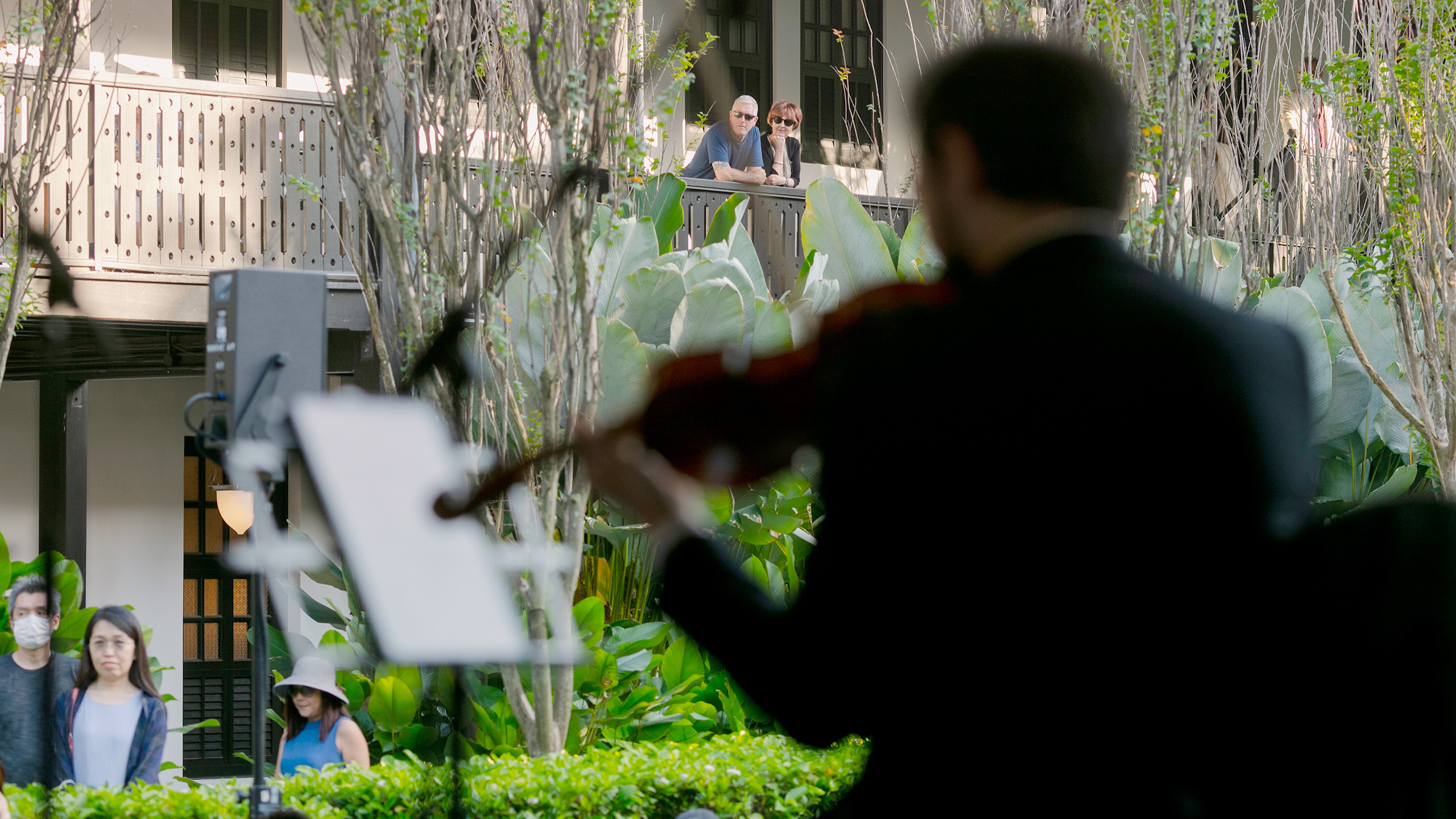 Magic hour @ raffles hotel singapore