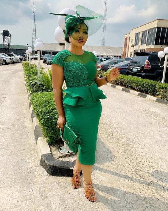 LATEST ANKARA GOWNS FOR LADIES - 2021