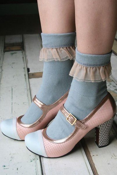 70 Best Sandals That Looks Good With Socks