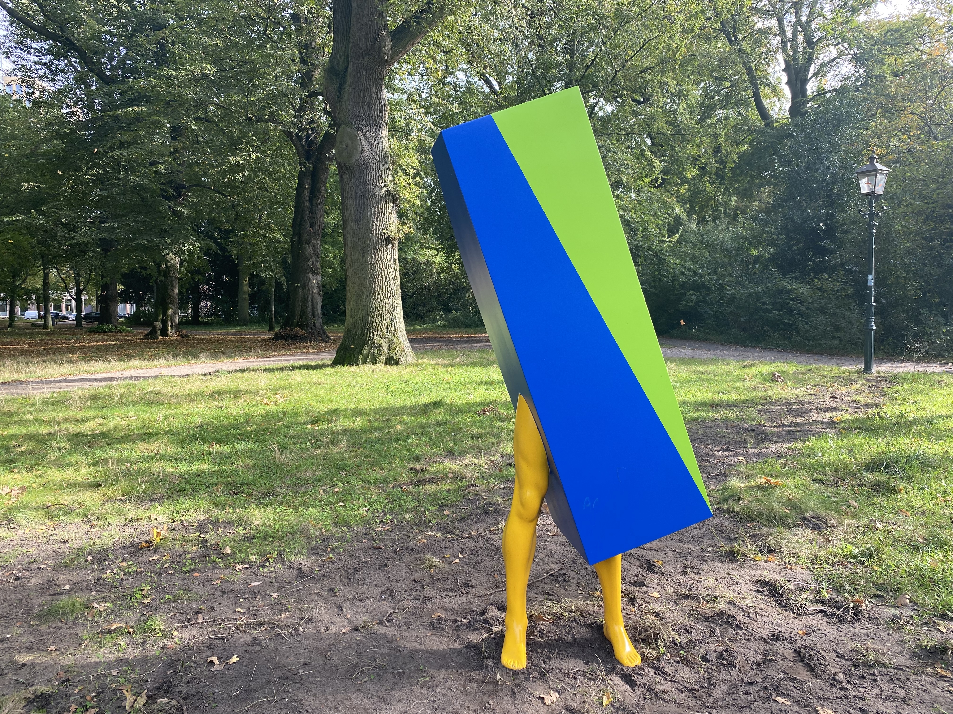 Nieuwe kunstwerken Haarlemmerhout: “Het is een ontsiering van de Dreef”