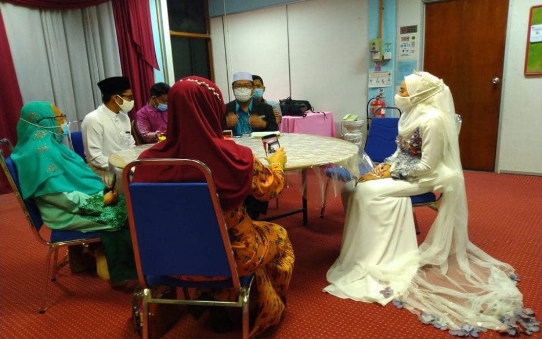 Pejabat agama islam daerah hulu langat lot 29995, jalan kemajuan seksyen 16, 43650 bandar baru bangi selangor tel : Bernama Pkpb Pejabat Agama Islam Daerah Klang Diserbu Bakal Pengantin