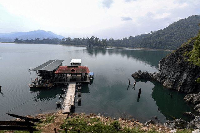 Presiden jokowi kali ini menjelaskan alasan harga pertamax yang naik menjadi rp12.500 per. Bernama Tasik Kenyir Perlu Diisytihar Taman Geo Kekalkan Warisan Semula Jadi Dan Sejarah