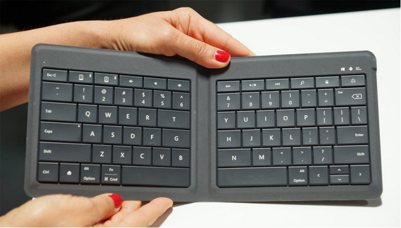Microsoft lanza teclado plegable ultra portátil para móviles en el MWC