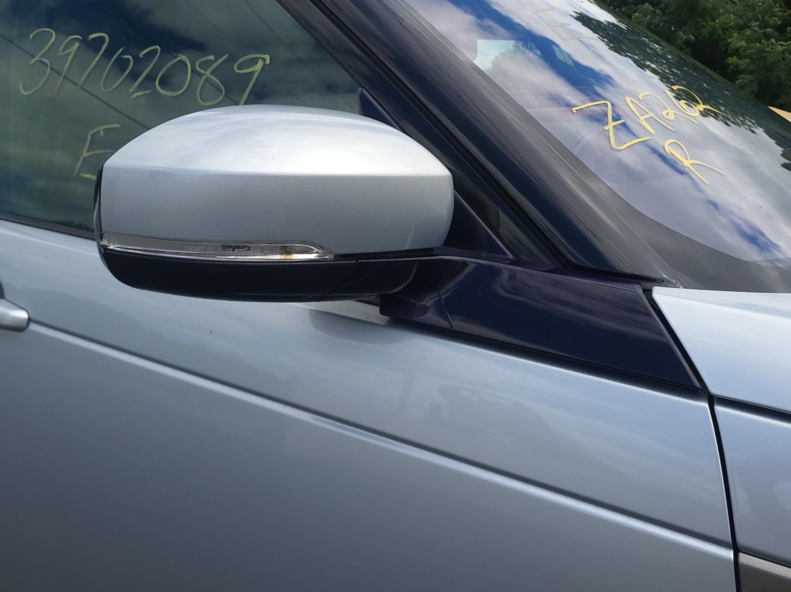 2019 LAND ROVER DISCOVERY Door Mirror - Right - Weber Brothers Auto