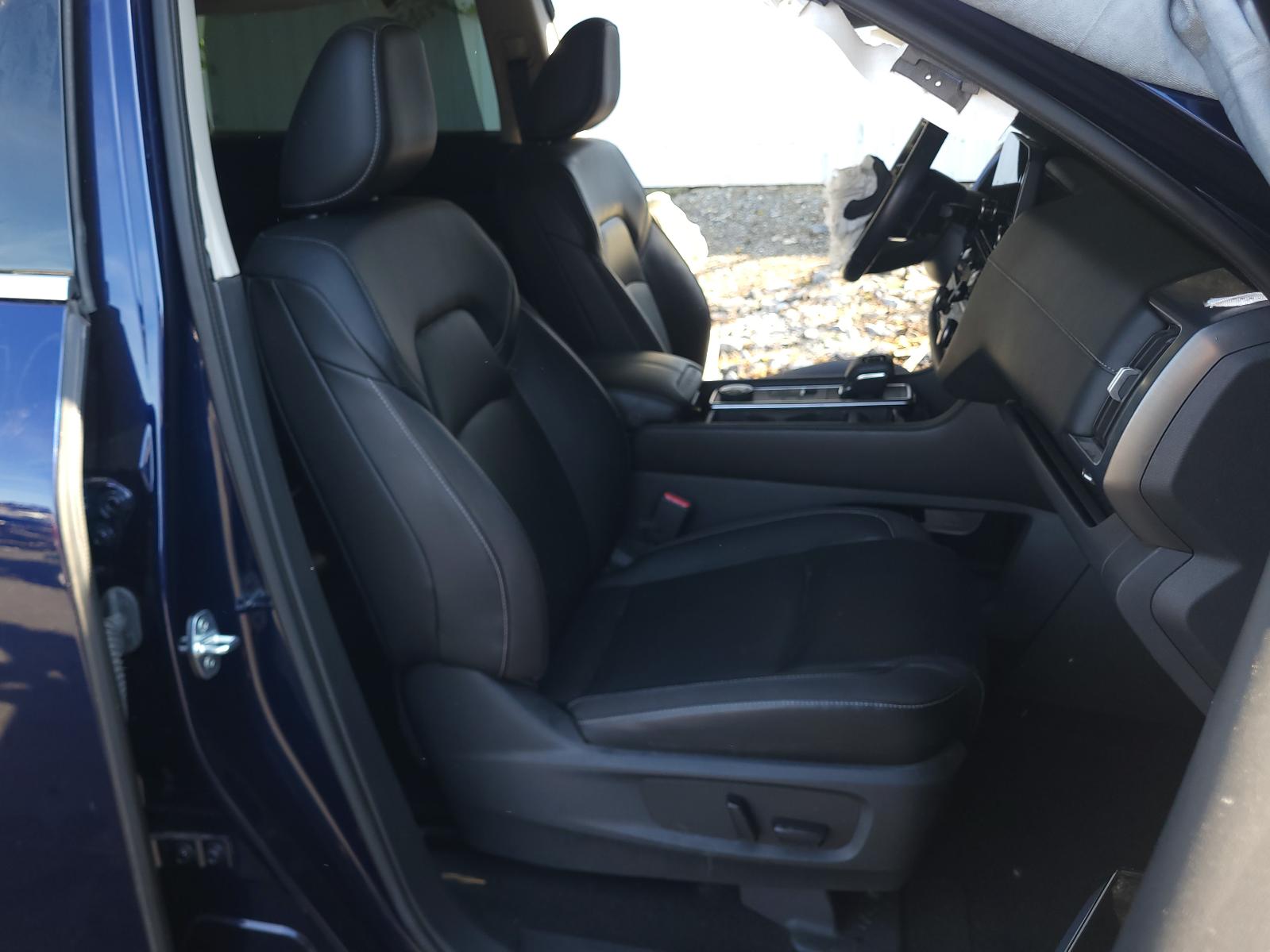 2022 NISSAN PATHFINDER Console - Front - Weber Brothers Auto