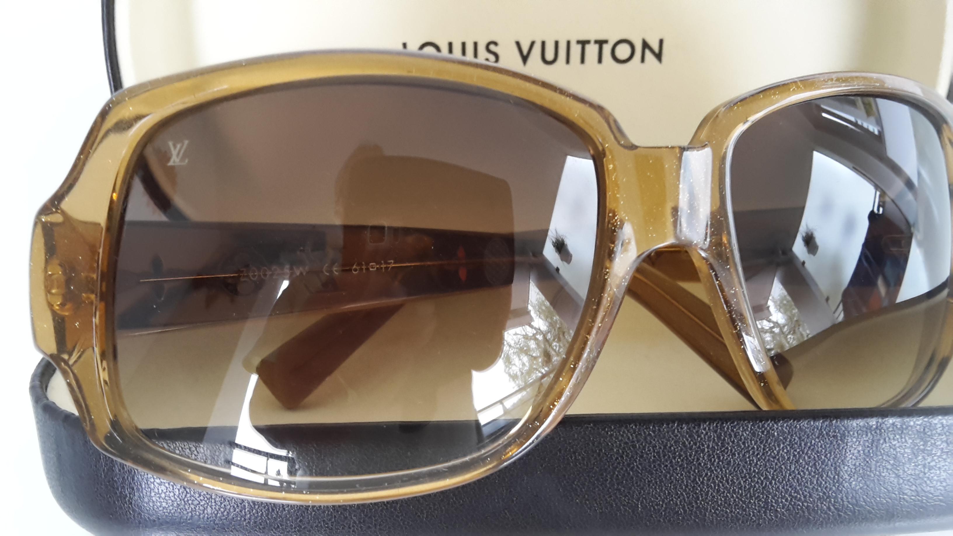Louis Vuitton Sonnenbrille Größe E Und W Bedeutung - Original Louis Vuitton Sonnenbrille Obsession In 6330 Kufstein Fur 190 00 Zum Verkauf Shpock De