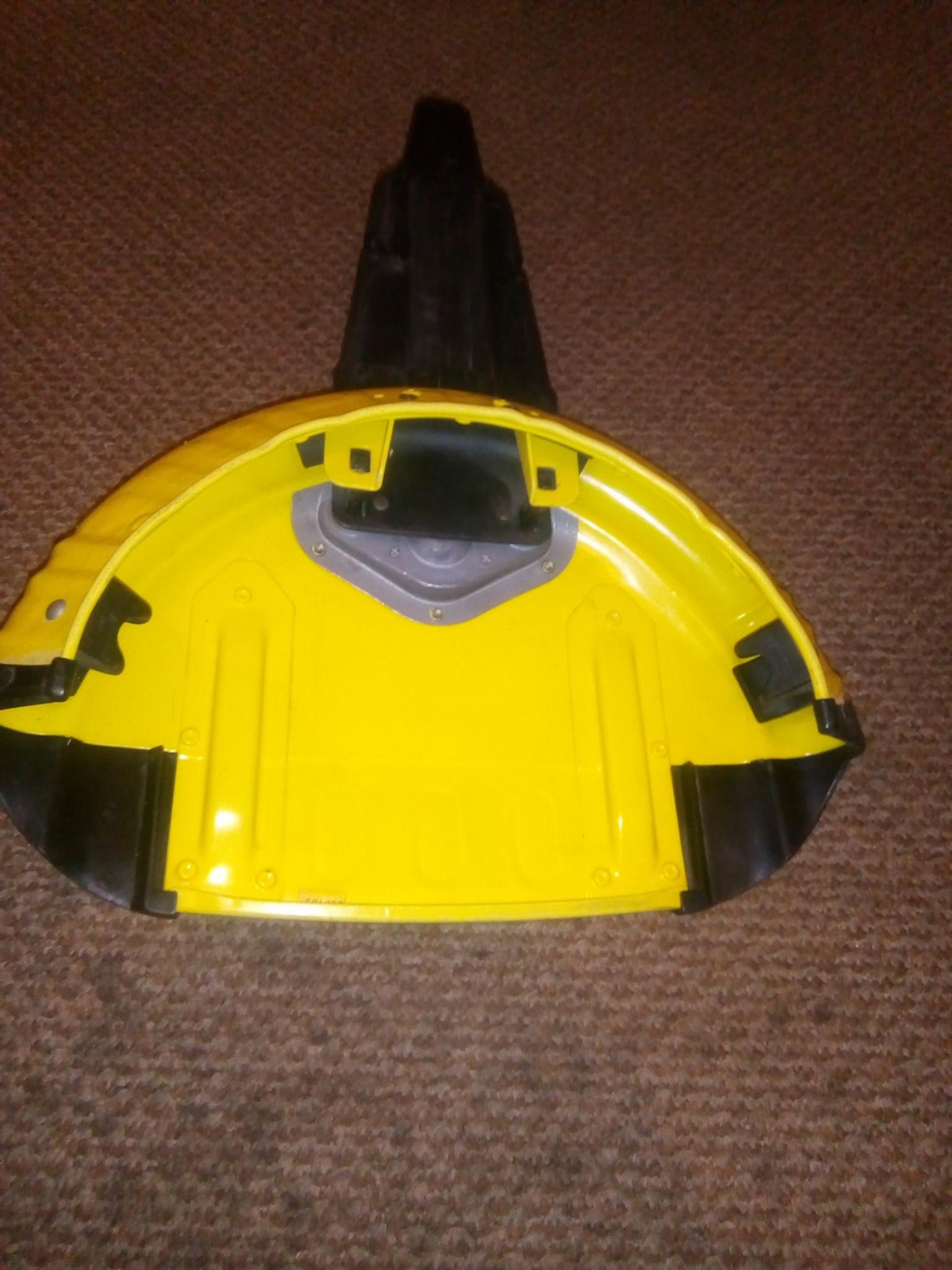 Halfords steering wheel lock in dl15 crook for £7.50 for sale