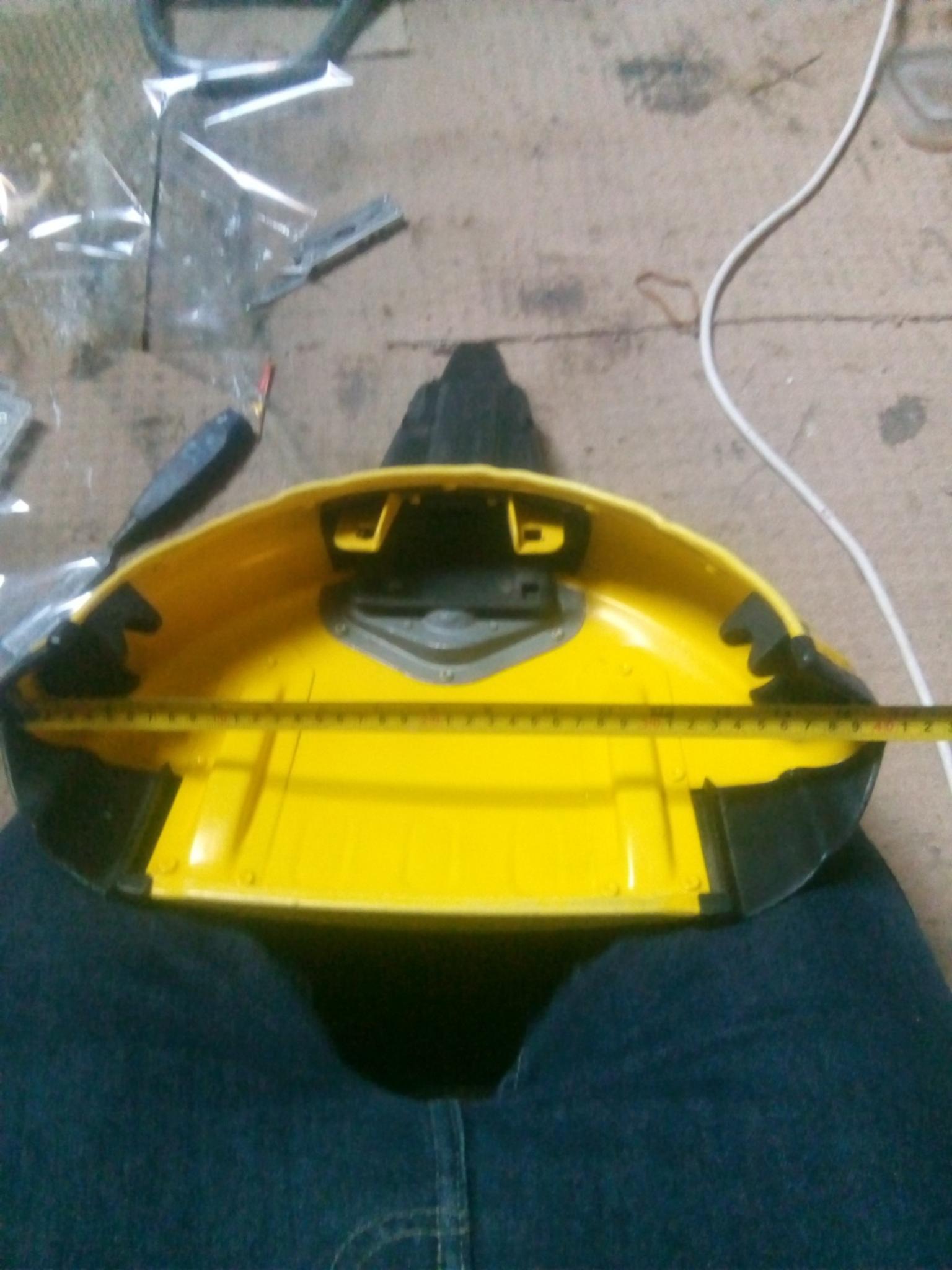 Halfords steering wheel lock in dl15 crook for £7.50 for sale