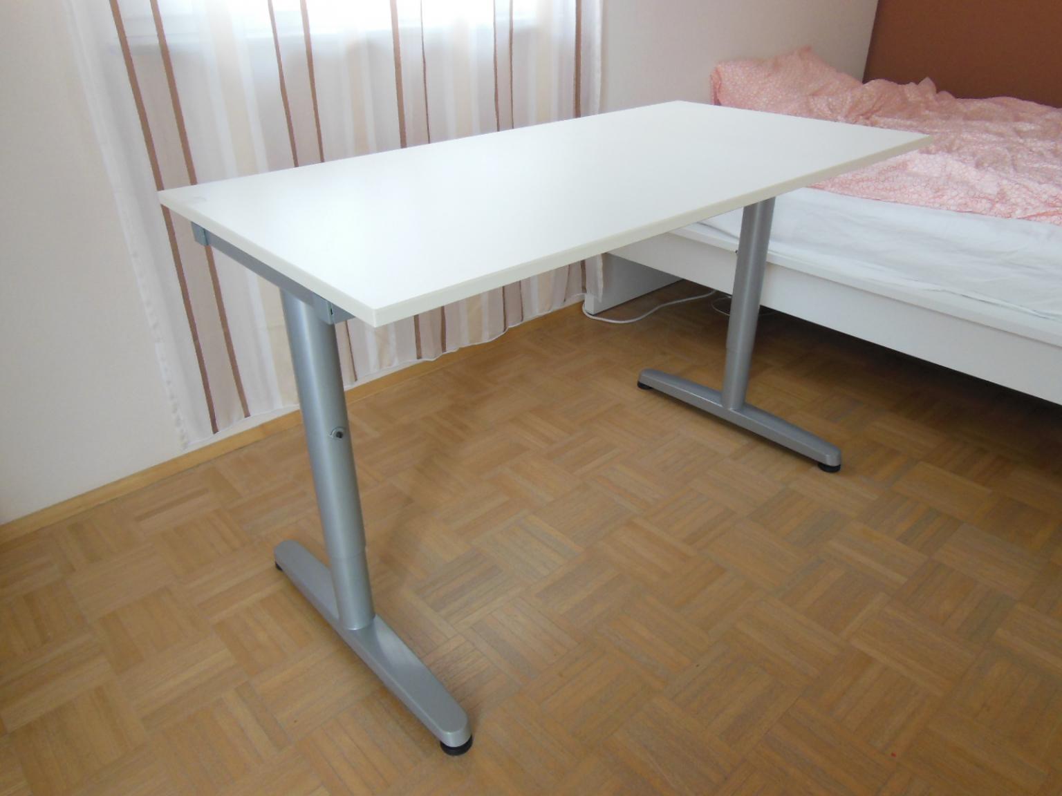 29+ Beautiful Ikea Mikael Schreibtisch / Ikea Mikael Computer Desk is Cheap and Small | POPSUGAR Tech - We rounded up a few of our favorite ikea finds for your home that will instantly add sophisticated style—without breaking the bank.