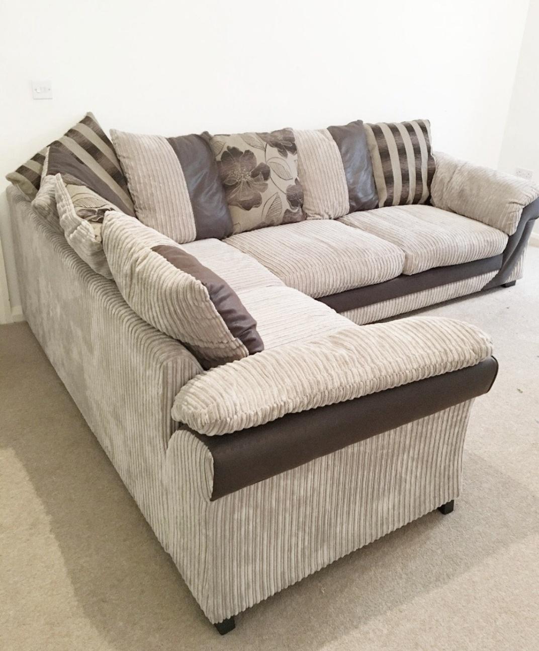 9 results for dfs corner sofa. DFS Corner Sofa in UB6 Ealing for £400.00 for sale | Shpock