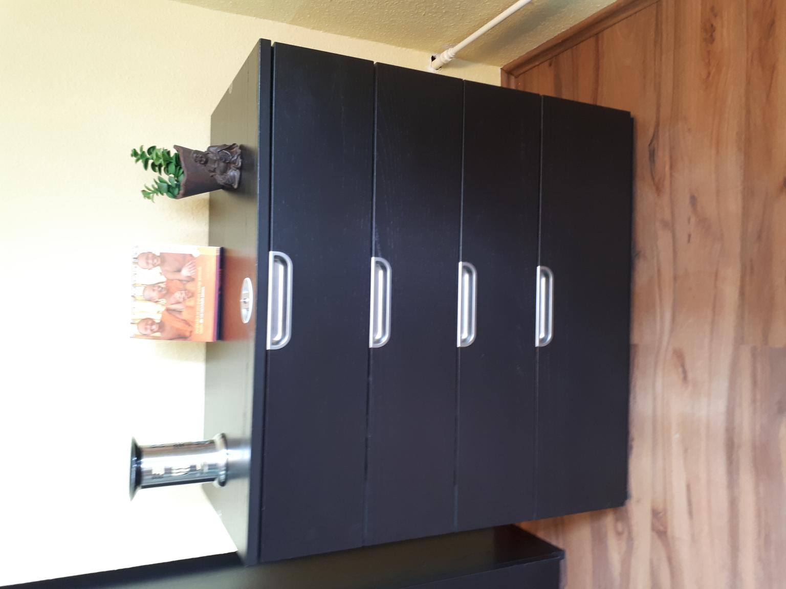 Schöne geräumige kommode zu verkaufen. IKEA - BÃ¼roschrank - mit 4 Schubladen in 68309 Mannheim